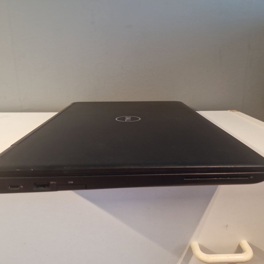 Dell Latitude 5590 156 i5-8250U16GB256GB SSDintel UHD 620Win11ProN3