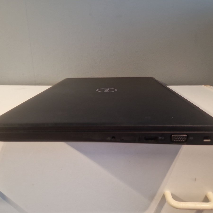 Dell Latitude 5590 156 i5-8250U16GB256GB SSDintel UHD 620Win11ProN3