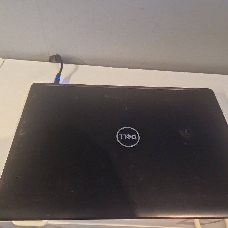 Dell Latitude 5590 156 i5-8250U16GB256GB SSDintel UHD 620Win11ProN4