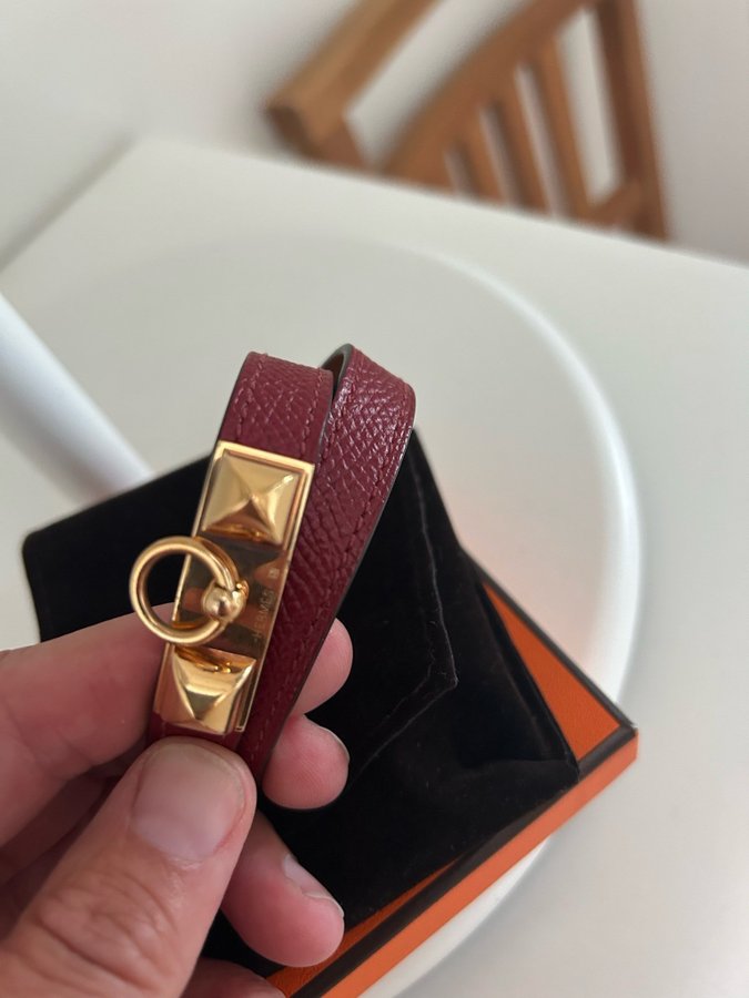 Hermès armband  Rivale double tour mörkt röd