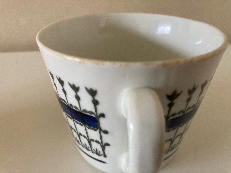 Två retro kaffekoppar Smide