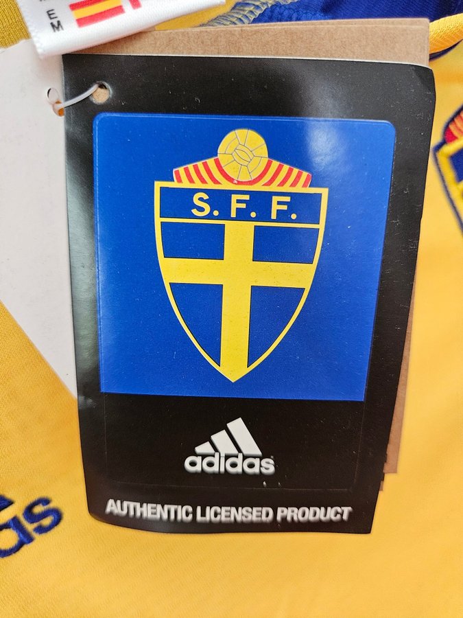 Svensk landslagströja ADIDAS M Oanvänd