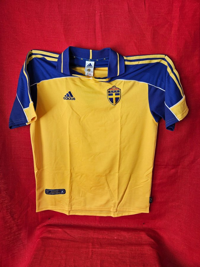 Svensk landslagströja ADIDAS M Oanvänd