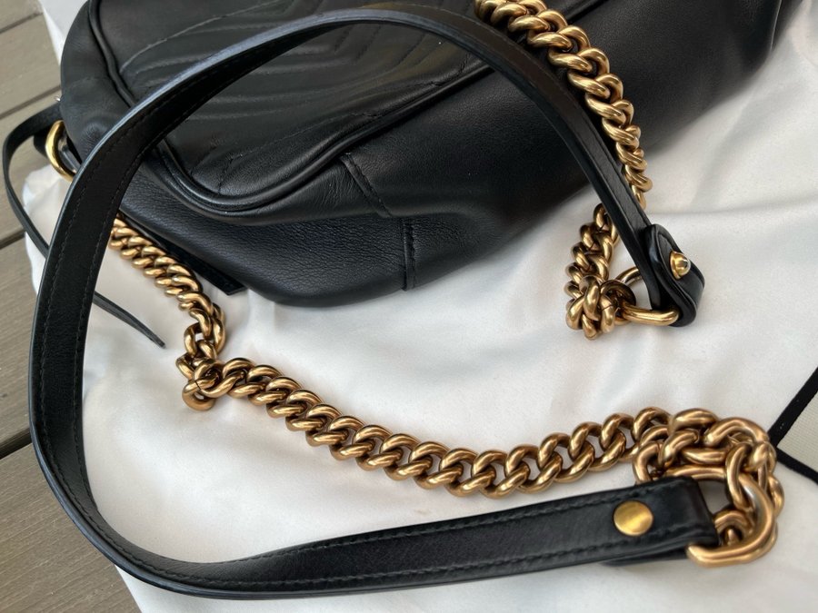 Gucci GG Marmont crossbody leather bag handväska