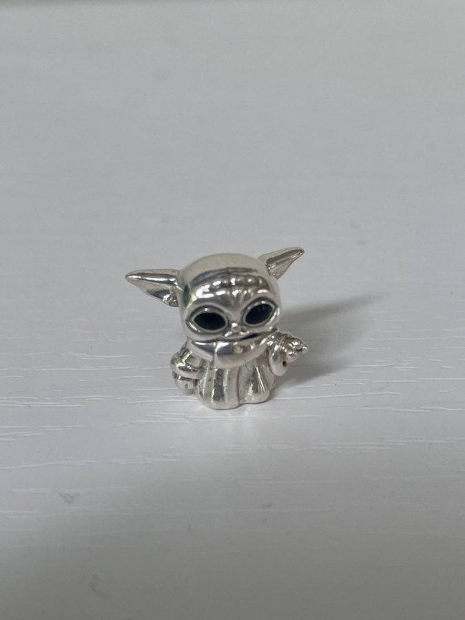 Pandora Charm Star Wars Baby Yoda/Grogu/the Child - silver