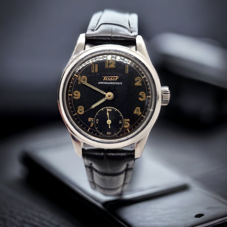 Tissot black dial Antimagnetique 1942 med Box