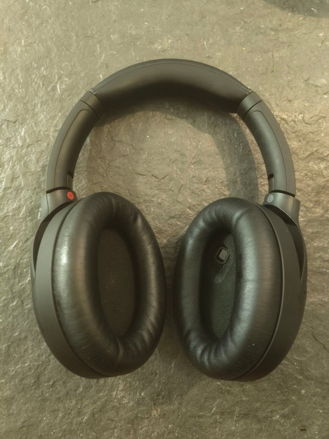 Sony WH-1000XM4