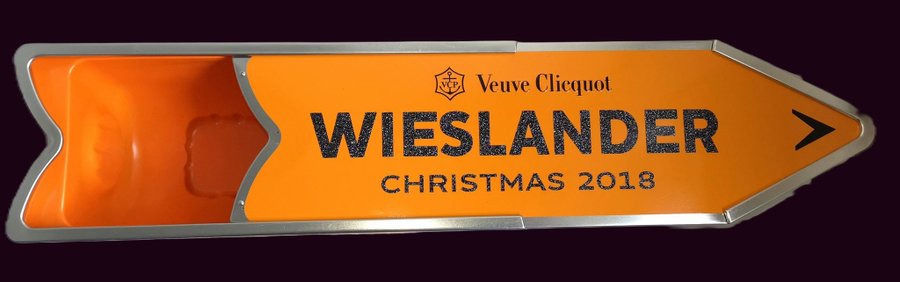 Present Plåtbox Veuve Cliequot arrow collection WIESLANDER Christmas 2018