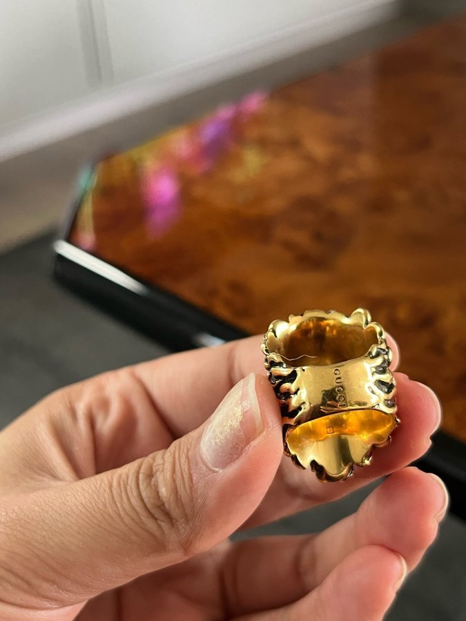 Gucci vintage ring lion