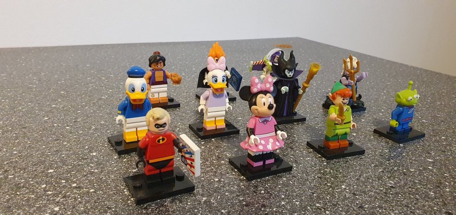 60% Komplett LEGO Disney Minifigures Series 1 71012