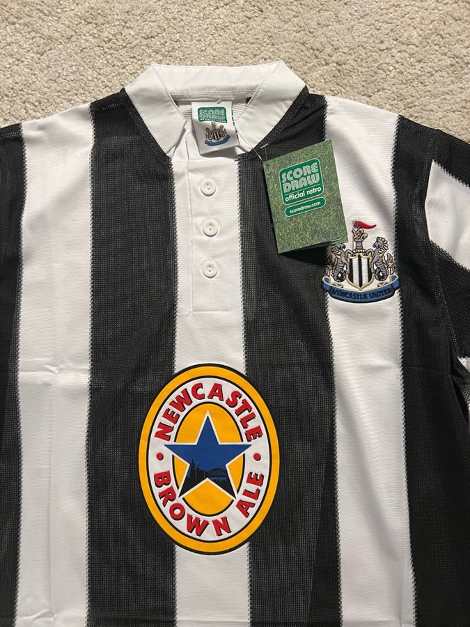 Ny Newcastle United FC Retro Score Matchtröja