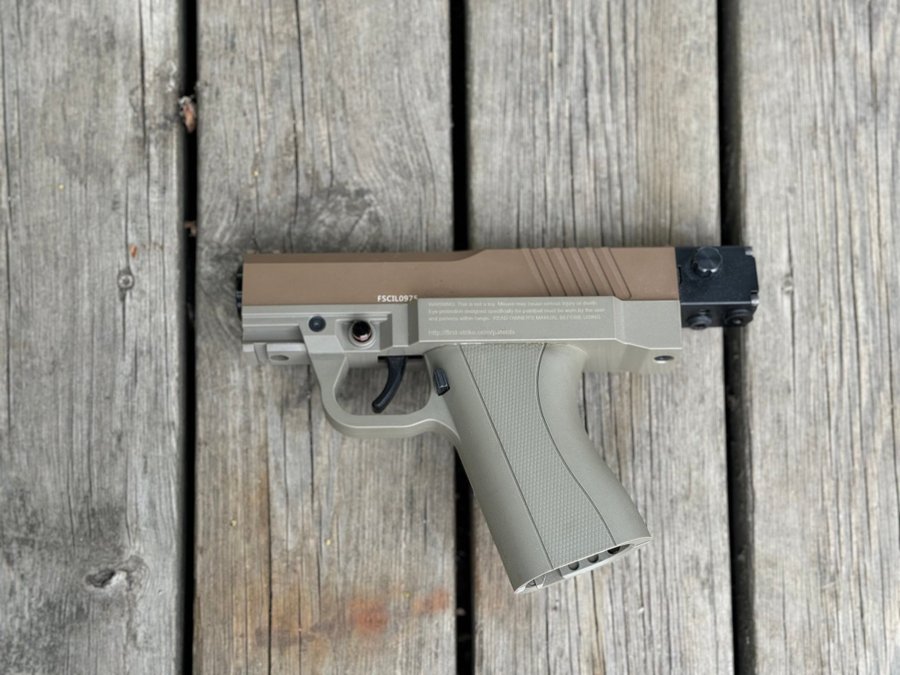 First Strike FSC Compact Pistol 68 Kaliber paintball markör