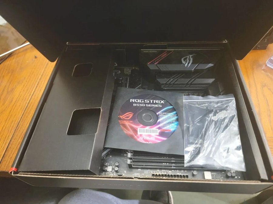 Rog Strix B550-F Gaming Moderkort