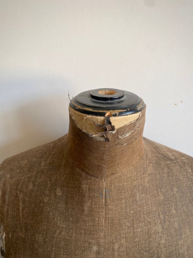 Torso Antik Provdocka modell äldre med patina vintage Aktiebolaget Gejon