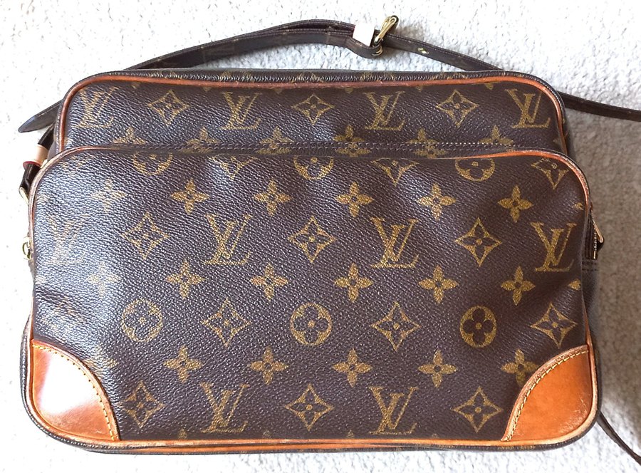 Louis Vuitton Nile 28