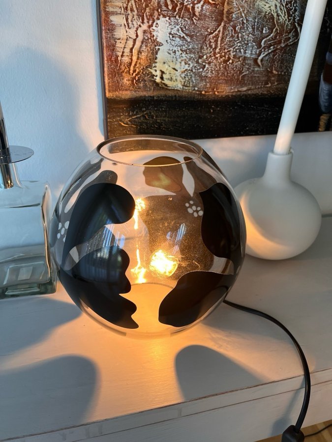 IKEA bordslampa i glas KNUBBIG Michiko Nakata svart stor 22 cm hög retro