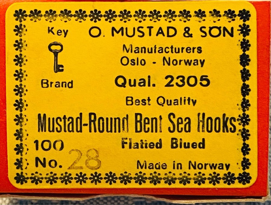 MUSTAD nr28 Qual 2305 Mini kvalitetskrokar utan ögla 100st i sin original ask