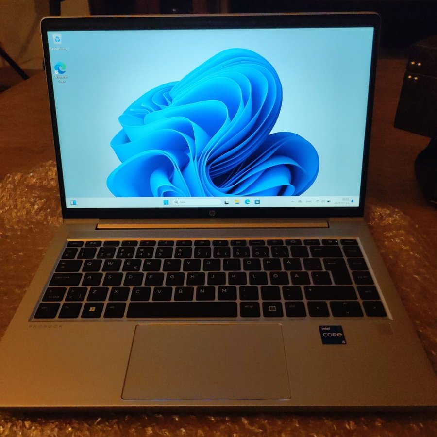 12:e Gen | Nyskick HP ProBook 440 G9 | i5-1235U | 16GB | Win 11 Pro| 256GB M2