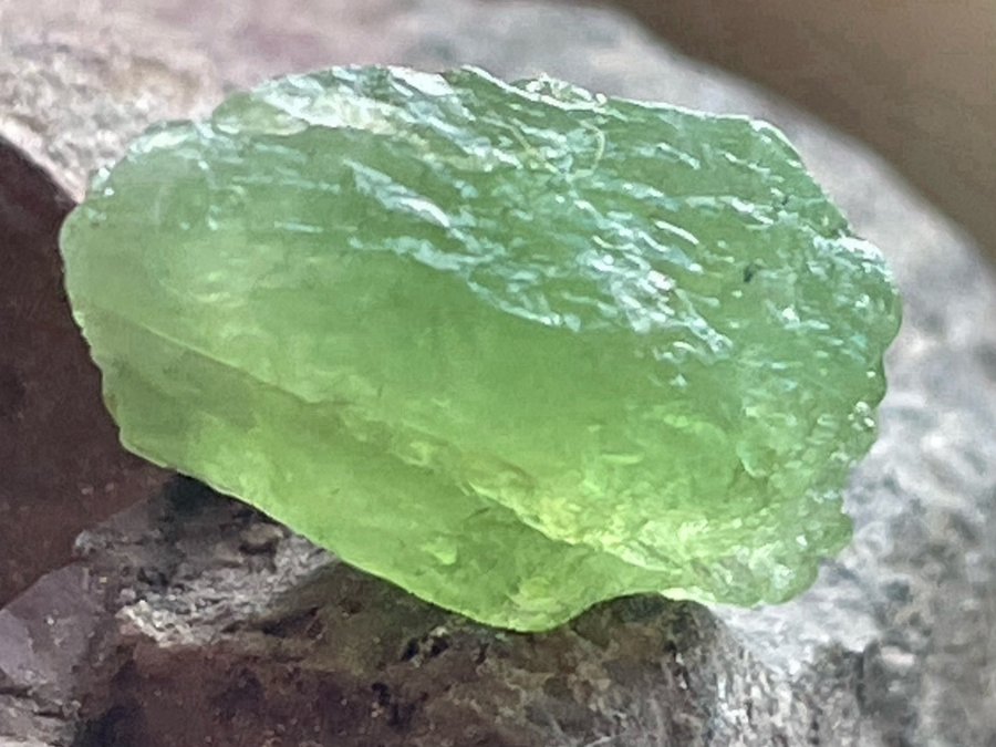 Ca 1625 CARAT MYCKET HÖG KVALITET! AA++ ÄKTA PERIDOT KRISTALL från NORGE