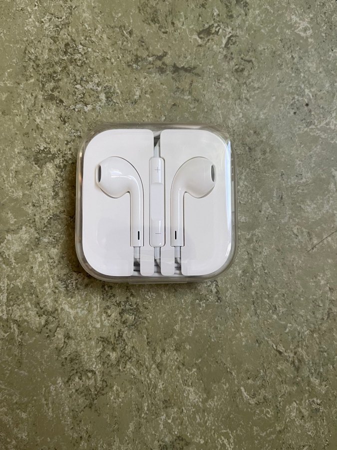 Nya Apple hörlurar till iphone/ ipad in ear / earpods