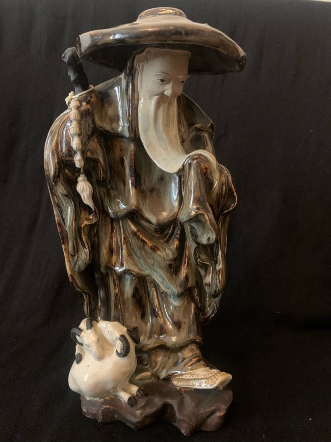 Figurin keramik Asien skulptur 1900 tal / höjd 30 cm