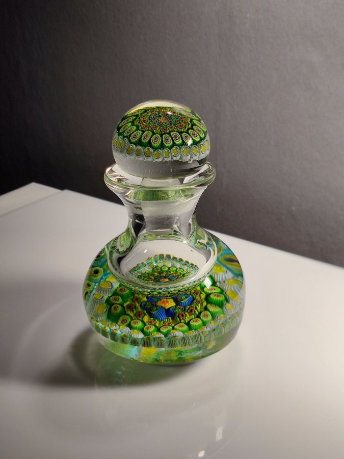 Murano - Ferro  Lazzarini millefiori flaska / konstglas