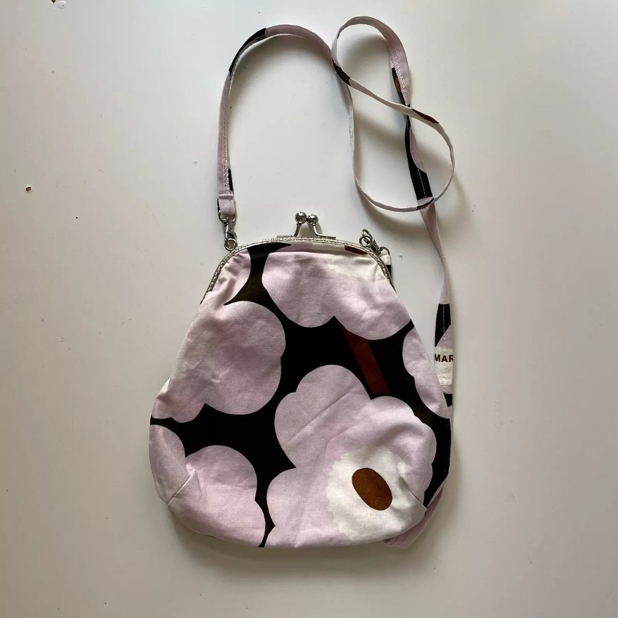 MARIMEKKO Pouch Poppy Print Crossbody Purse Small Shoulder Bag