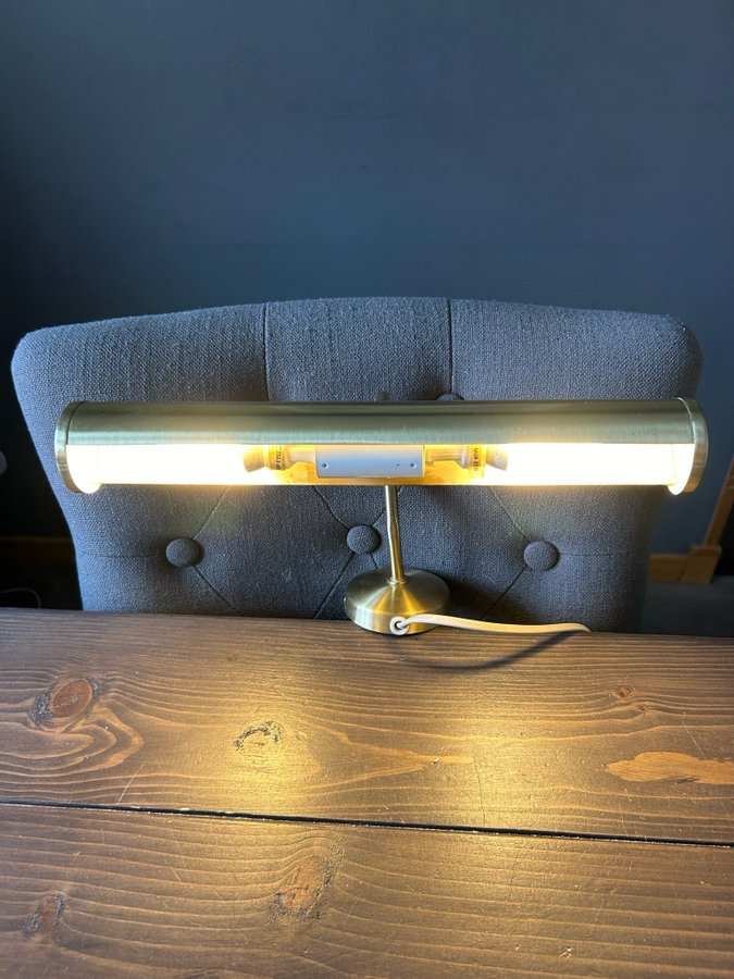 Superläcker vägglampa tavellampa lampa i mässing ANETA retro vintage