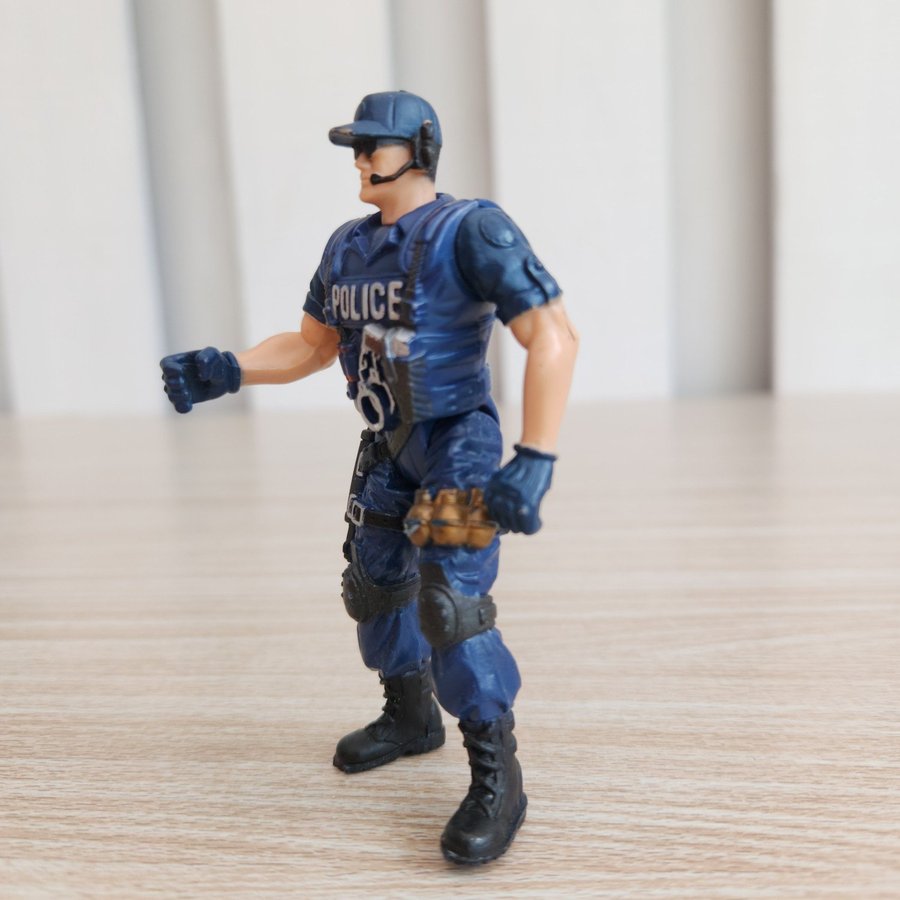 Chap Mei Police Action Figure