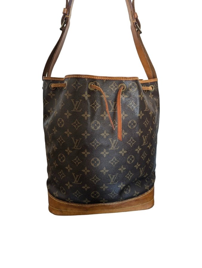 VINTAGE LOUIS VUITTON NOÈ VÄSKA AXELREM AXELREMSVÄSKA MONOGRAM