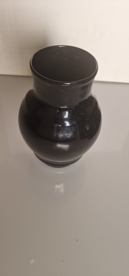 1930s Swedish Mid-century Glass Vase jet black 16 cm tall