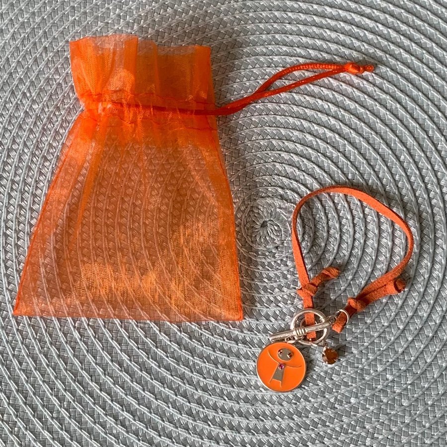 NYTT armband barn orange berlock flicka glitterstenar smyckespåse presentpåse