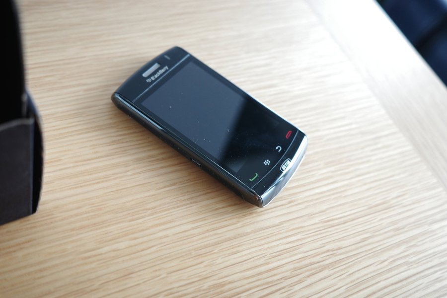 BlackBerry Storm - Touch Smartphone