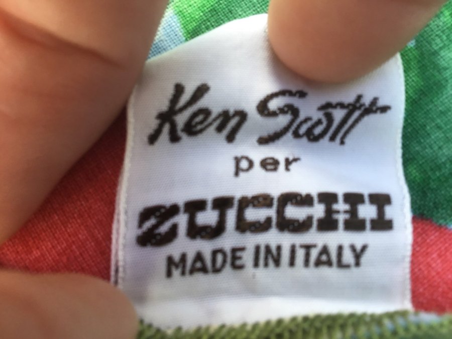 DESIGN ”KEN SCOTT” ”ZUCCHI” ITALY VINTAGE RUND BORDSDUK /TABLECLOTH RETRO