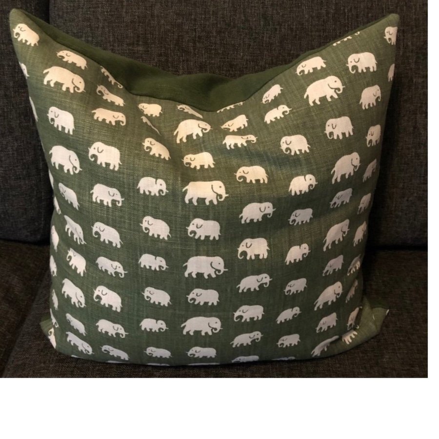 Kuddfodral Estrid Ericson grön Elefant Elefant 49*50cm