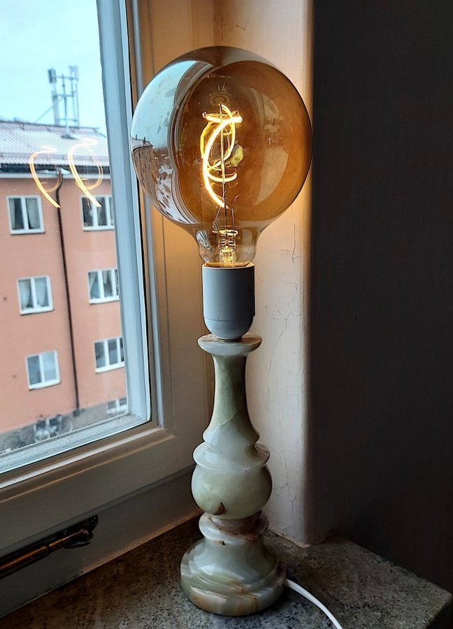 Vintage Lampa Bordslampa Onyx/Alabaster trol Italien 1960-tal + Stor Ledlampa