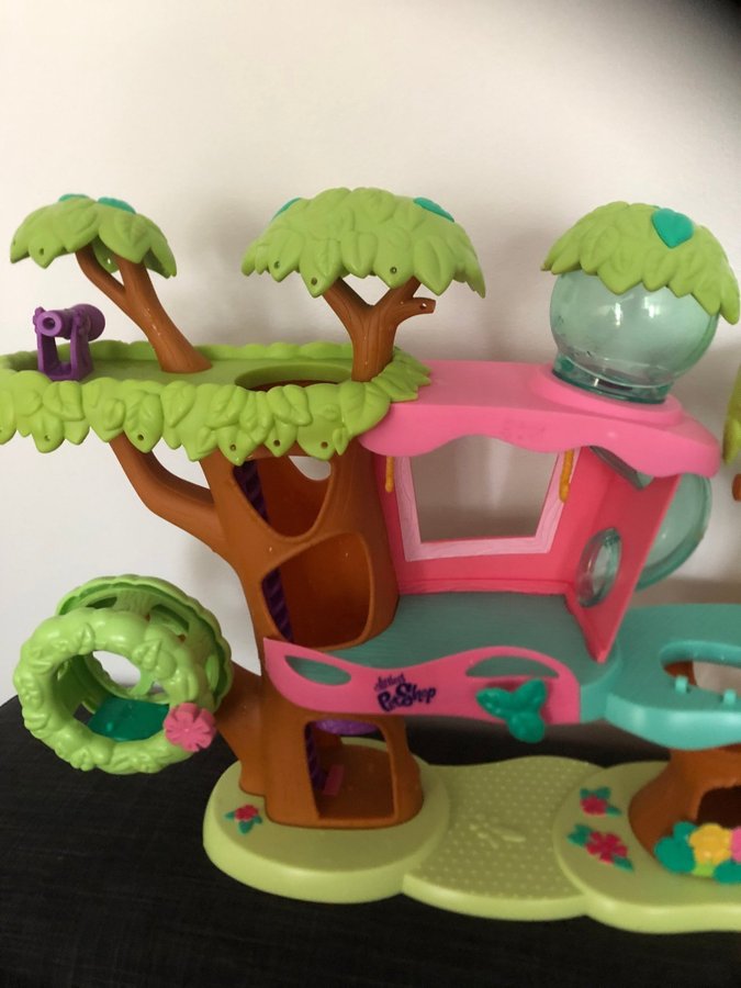 Littlest Pet Shop Trähus lekset