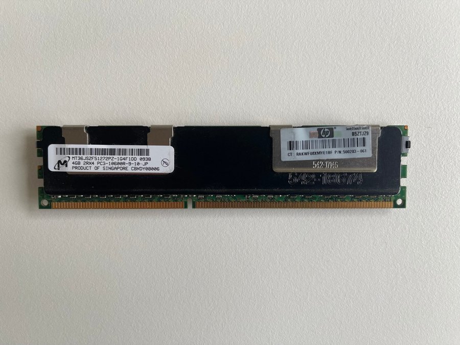 16st Micron 4GB PC3-10600 DDR3 ECC CL9 240P Totalt 64GB