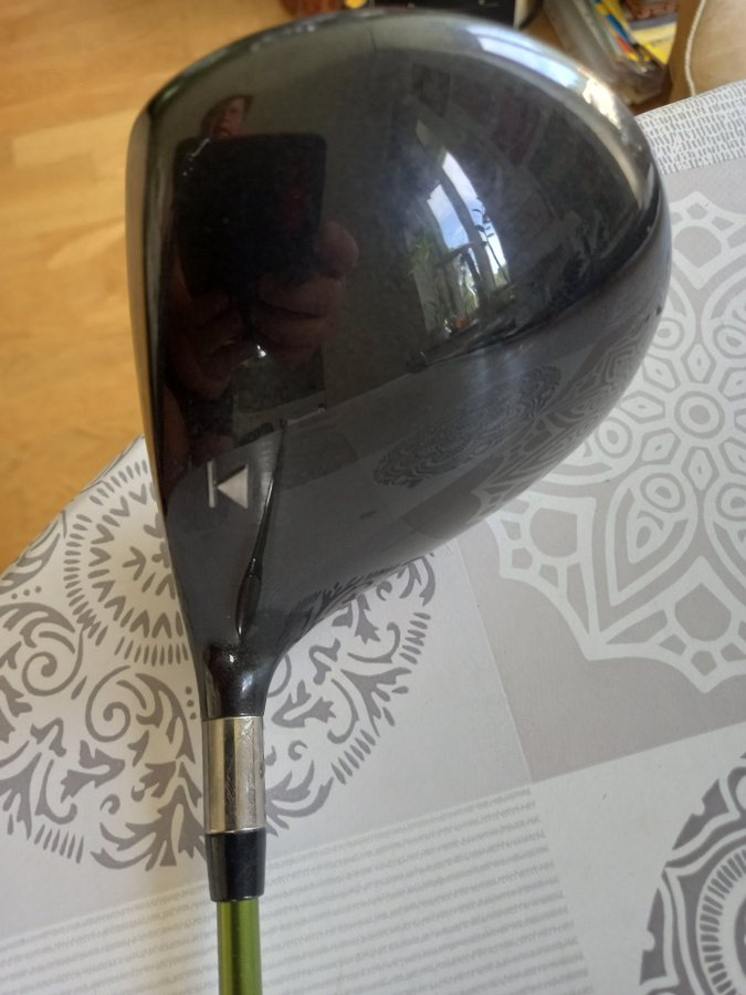 Titleist 905R Driver 75° med Aldila NV 85-S skaft