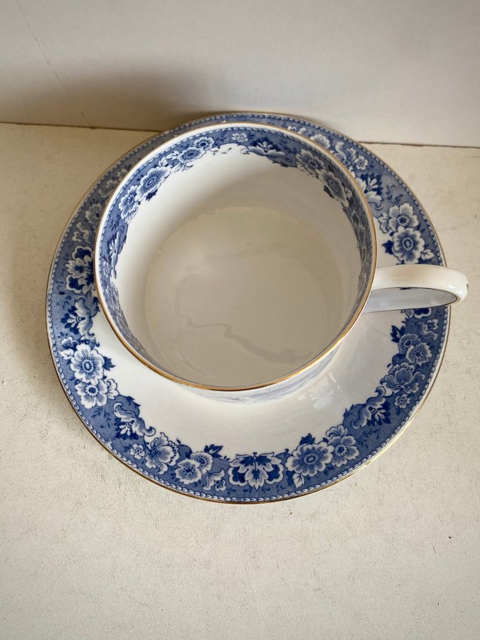 stor tekopp Royal Tuscan fine bone china Wedgwood group engelskt porslin vintage