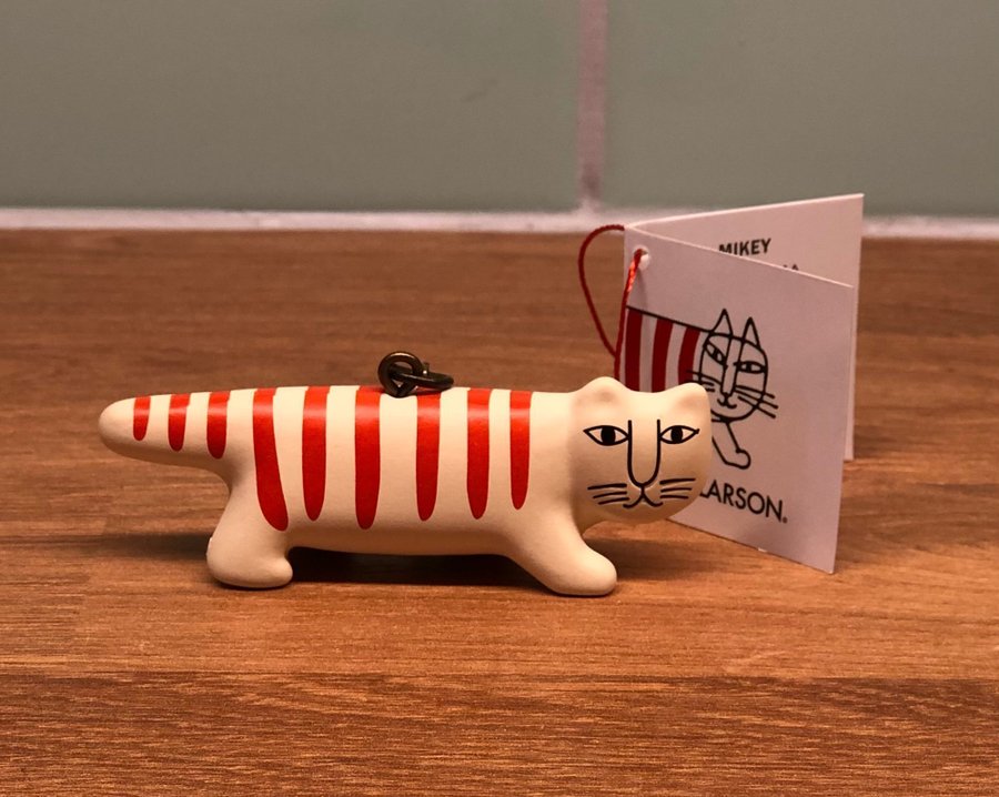 Lisa Larson katt miniatyr stående randig katt nyckelring tillverkad för Japan