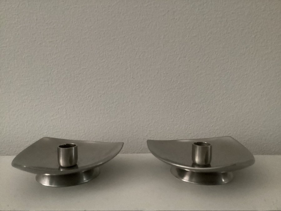 Två Stelton ljusstakar design Arne Jacobsen Denmark Stainless 18/8 Steel