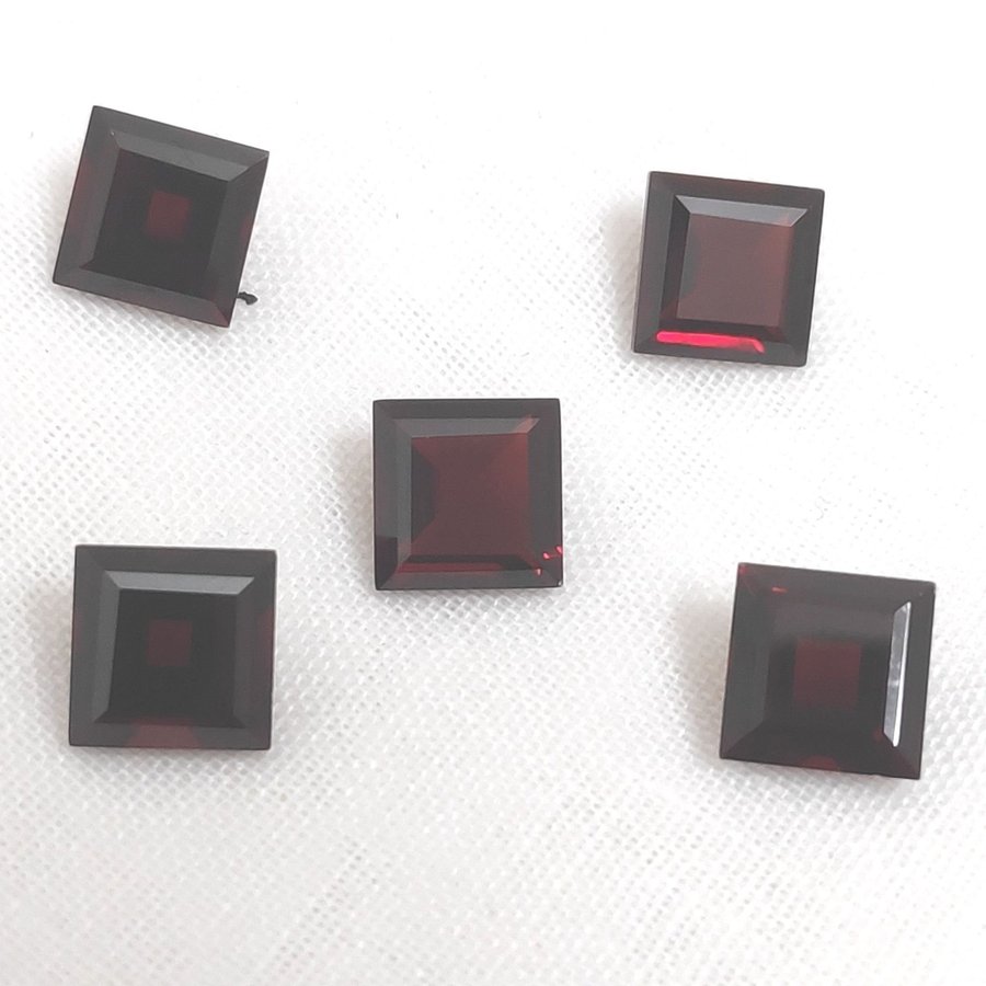 Natural garnet 4 mm square 5 pcs set cut stone