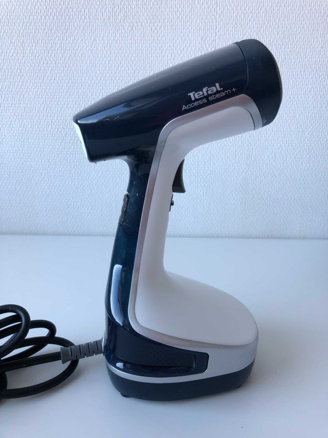 Tefal Access Steam DT8100E0 boxed pristine