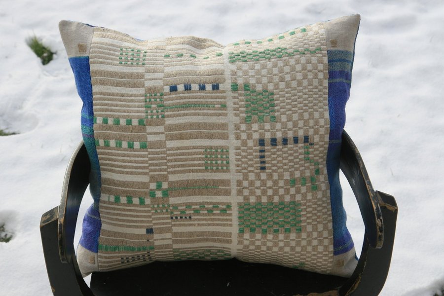 Kudde patchwork med handbroderi