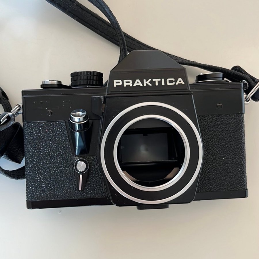 Praktica LTL3 SLR-kamera med Pentacon-objektiv