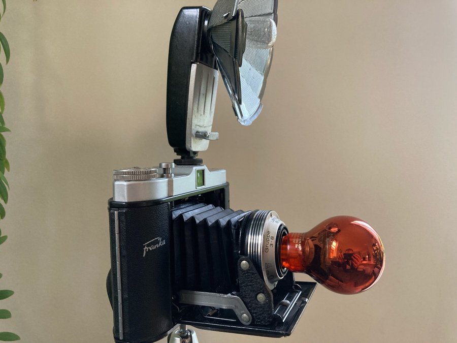 Vintage camera hand made lamp