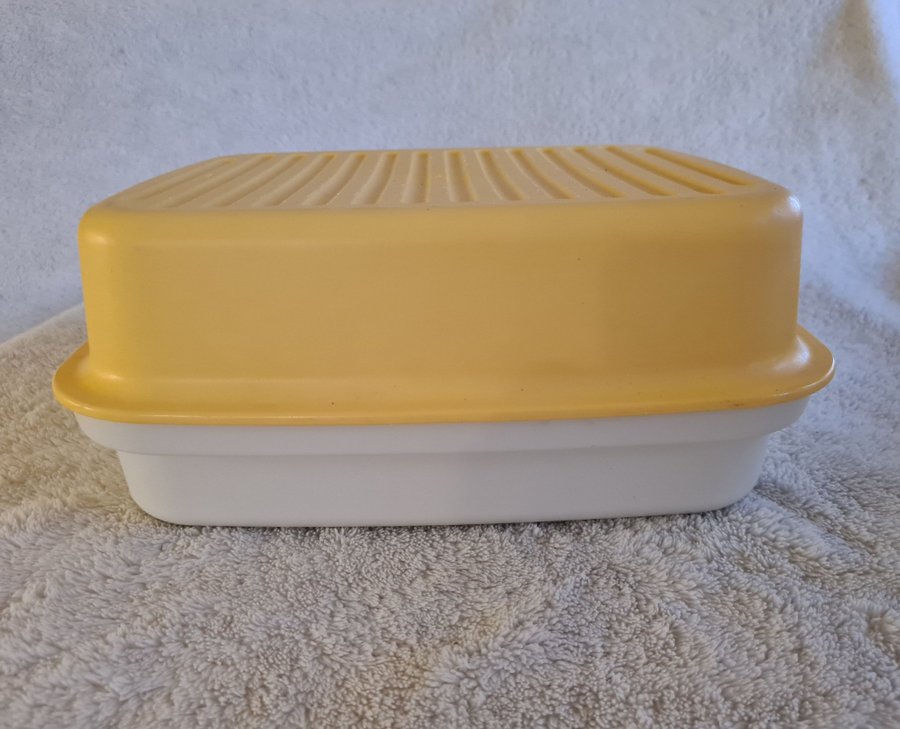 Tupperware Stor Brödbox Brödlåda Brödburk i plast gul  vit