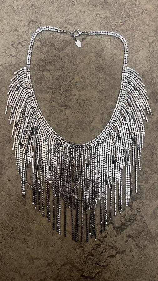 Zara necklace