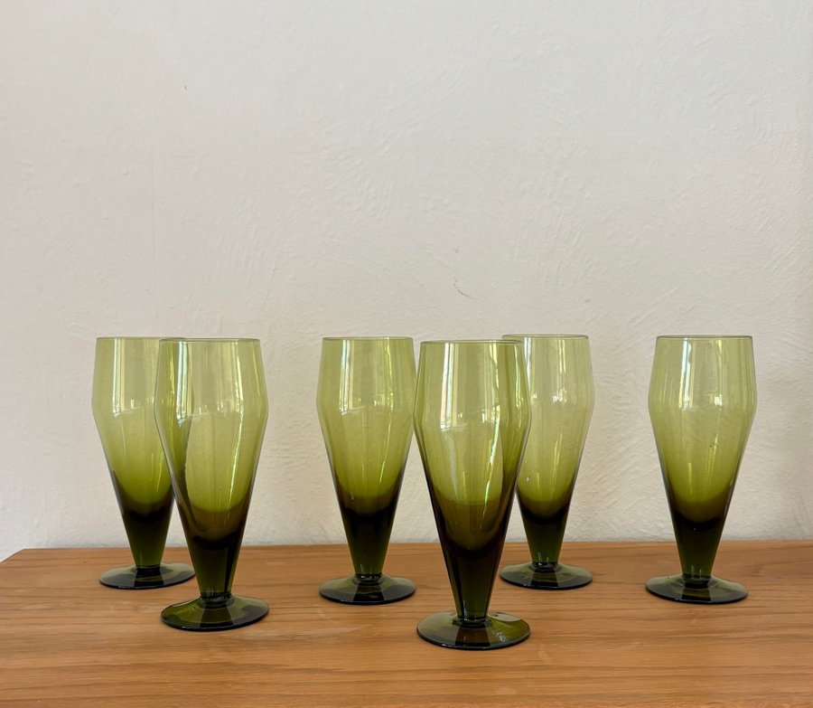 CHAMPAGNEGLAS Åfors Glasbruk gröna retro